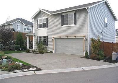 House in a Cul-desac