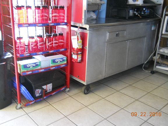 5th image of 305 Zillah Ave