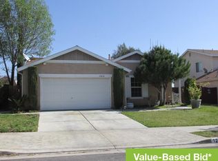 12436 Edgecliff Ave, Sylmar, CA 91342