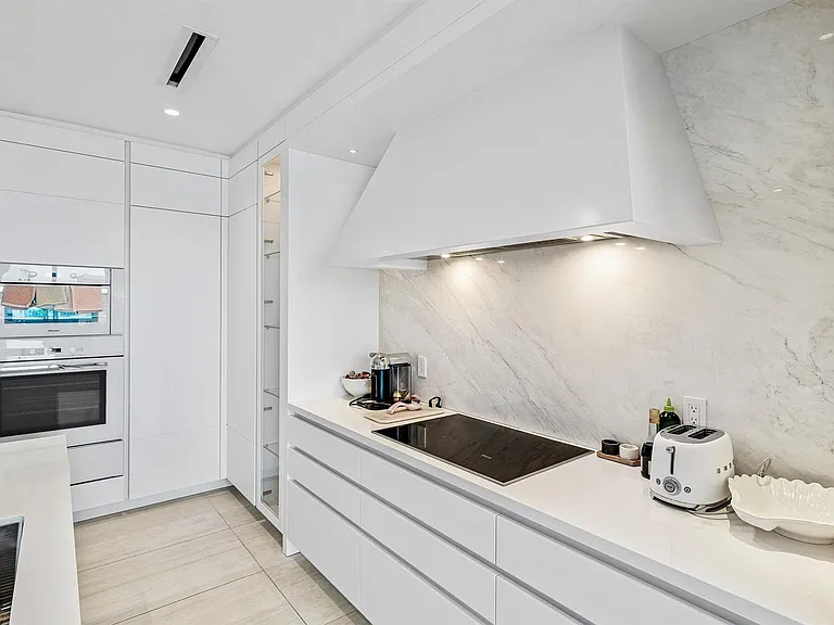 200 SE Mizner Blvd #810 — Photo 11