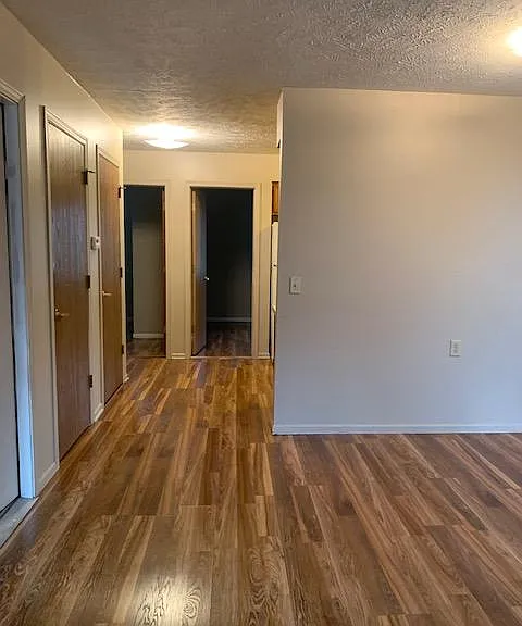 2920 Merrill St — Photo 4