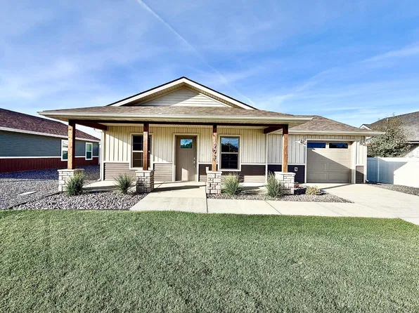 293 Cypress Dr, Powell, WY 82435