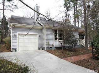 5 Lacrosse Pl, Chapel Hill, NC 27517