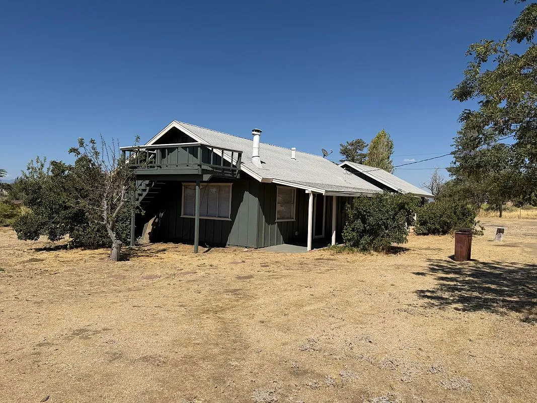 2 bed, 1.5 bath, 1000 sqft, $2,000 — Photo 3