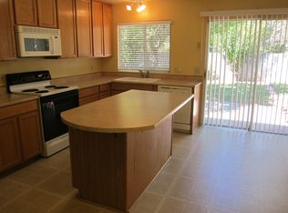 539 Greenwood Dr, Vacaville, CA 95687