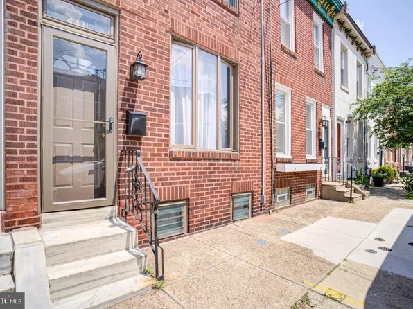 2331 E Hazzard St, Philadelphia, PA 19125