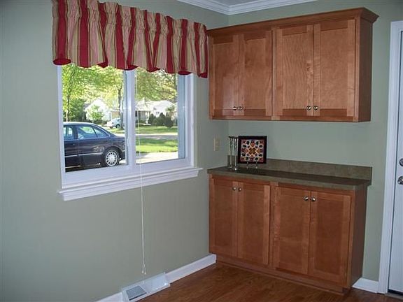 4th image of 9519 Manorford Dr