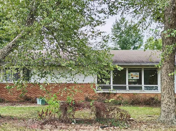 207 Baker Dr, Metropolis, IL 62960