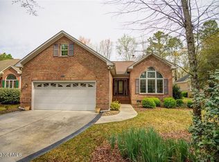 112 Southern Hills Dr, New Bern, NC 28562