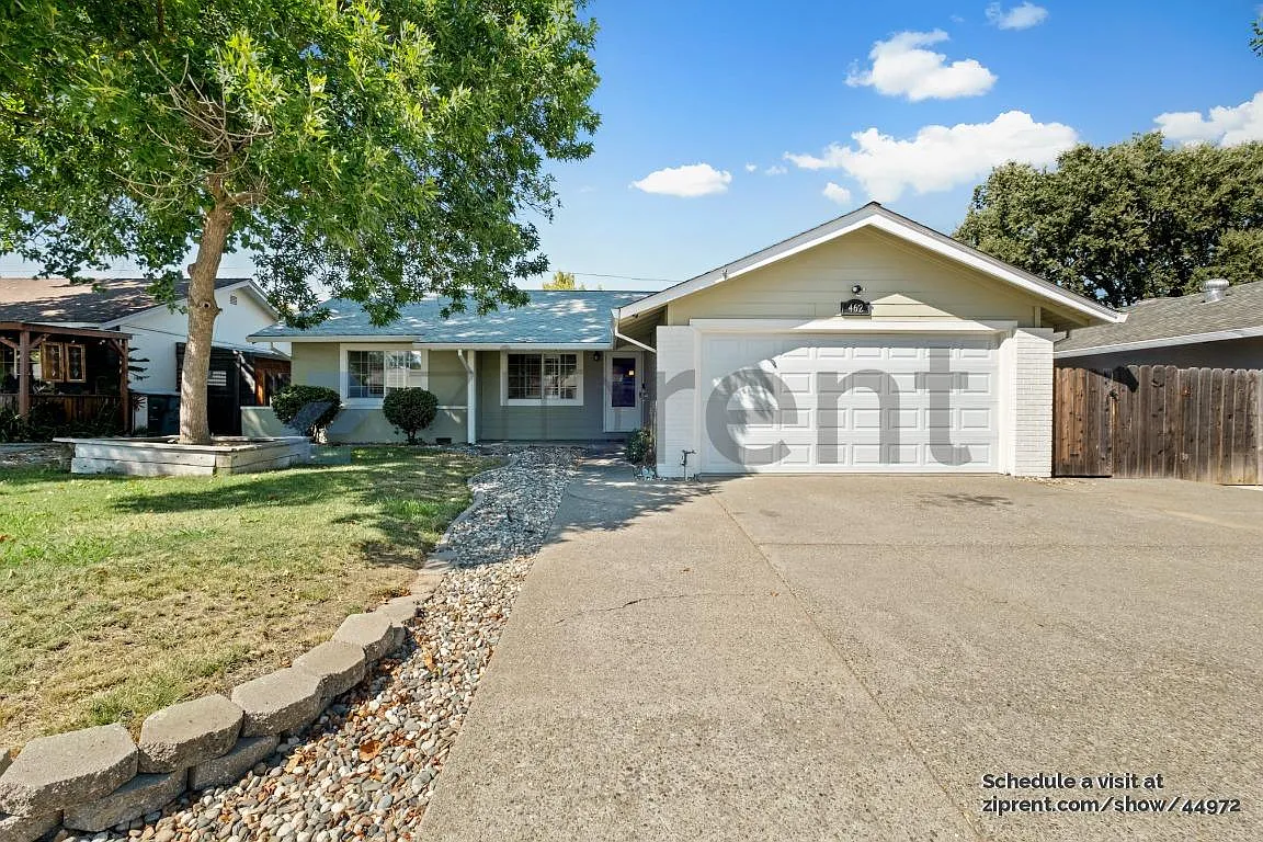 3 bed, 1168 sqft, $2,950 — Photo 1