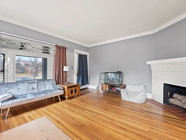 2460 Euclid Heights Blvd #2 — Photo 6