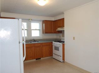 10 Mackerel St #1, Unionville, NY 10988