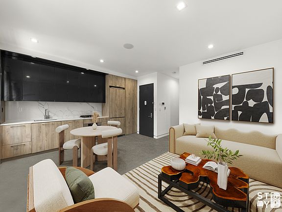 2nd image of 236 Albany Ave #2F