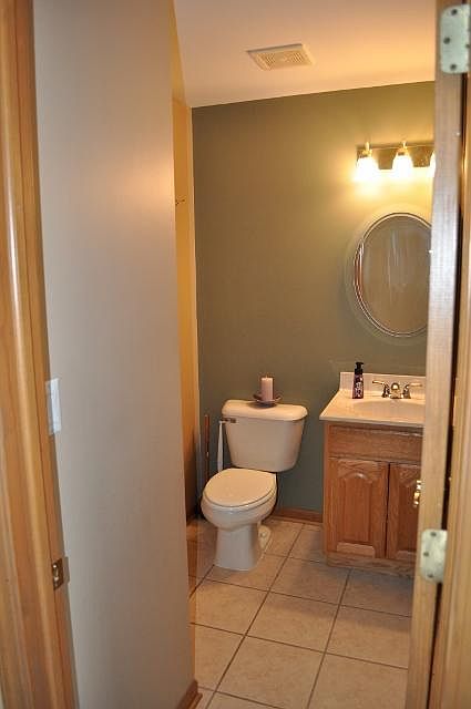 1st image of 10822 Millard Dr