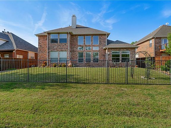 2nd image of 281 Lyndsie Dr