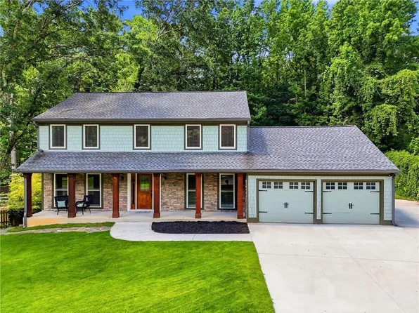 265 Carriage Station Cir, Roswell, GA 30075