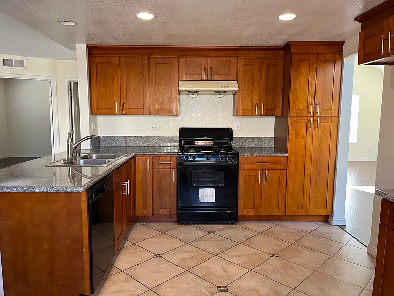 21240 Pala Foxia Pl — Photo 3