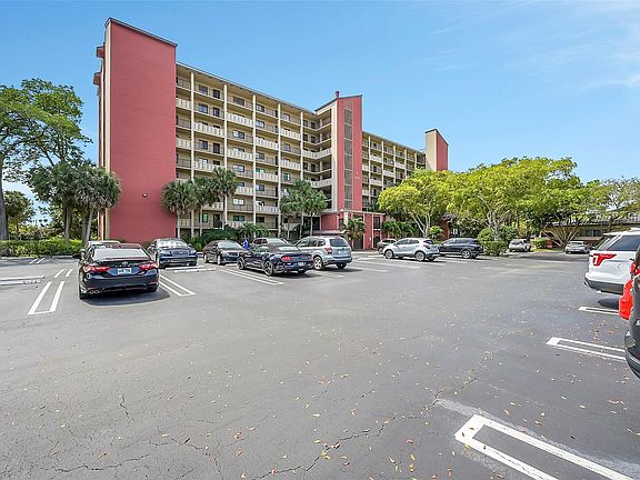 3rd image of 2202 S Cypress Bend Drive #104