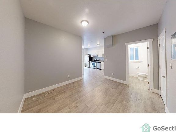 5th image of 2697 Havenscourt Blvd #4