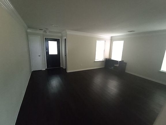 5th image of 11311 Log Cabin Ln