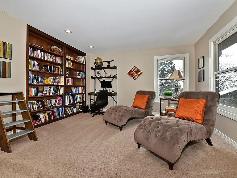 1425 Winding Ridge Ter — Photo 9