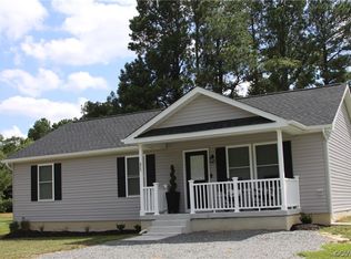 825 S Glebe Rd, Montross, VA 22520