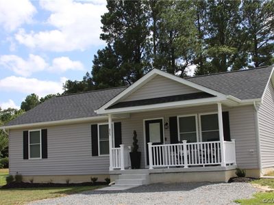 825 S Glebe Rd, Montross, VA, 22520
