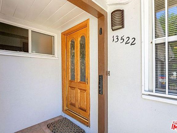 3rd image of 13522 Cantara St