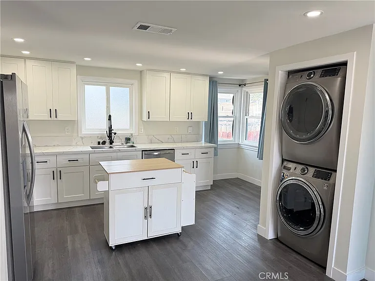 1393 Fern Ave — Photo 5
