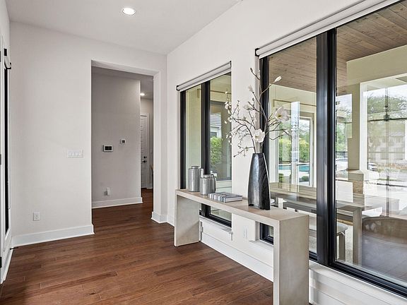 4th image of 1106 Flint Ridge Trl