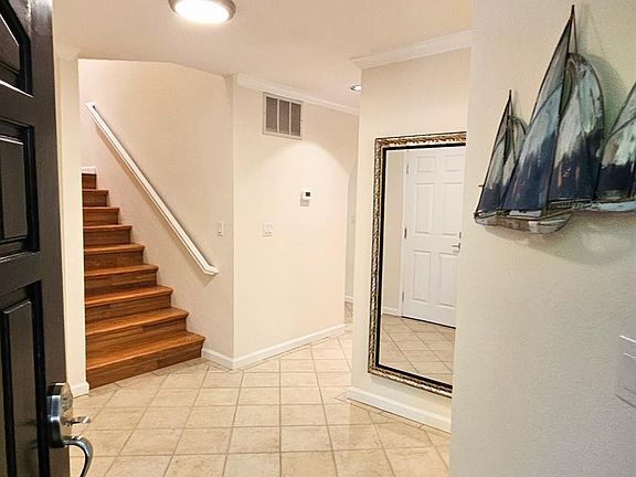 3rd image of 159 Canyon Green Place