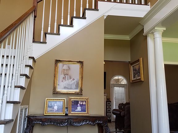 3rd image of 1005 Spencer Way
