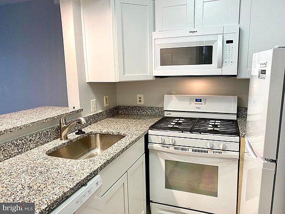 4th image of 4733 Bradley Blvd APT 9