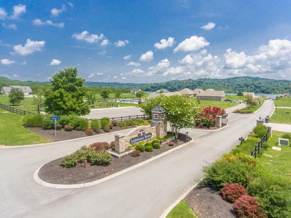 270 Lighthouse Blvd, Loudon, TN 37774