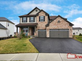 5 Brentwood Dr, Hawthorn Woods, IL 60047