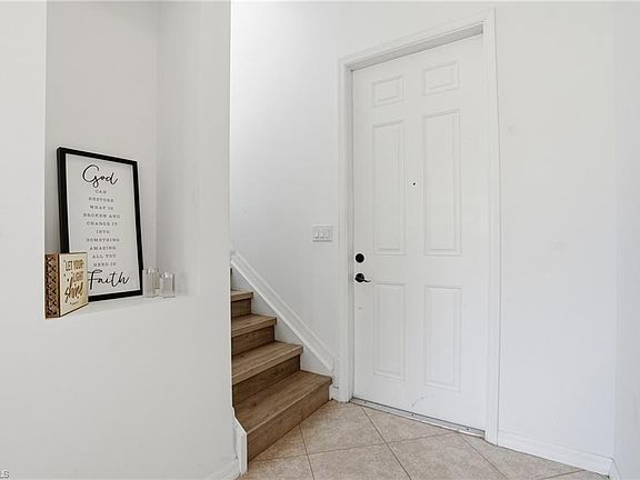 5th image of 5077 Beckton RD