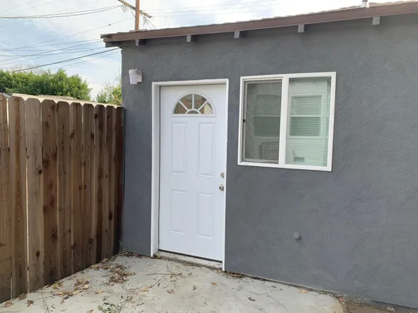 14616 Gault St, Van Nuys, CA 91405