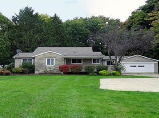 30505 Center Ridge Rd, Westlake, OH 44145