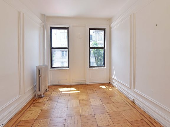 3rd image of 151 E 19th St APT 33
