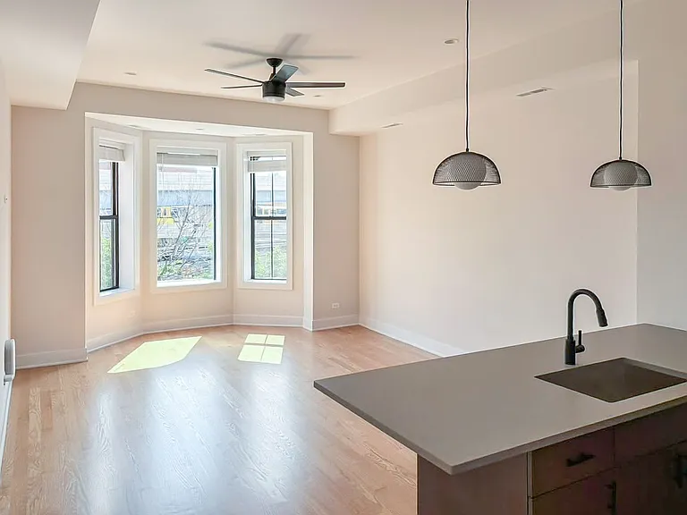 3356-58 N. Sheffield — Photo 12