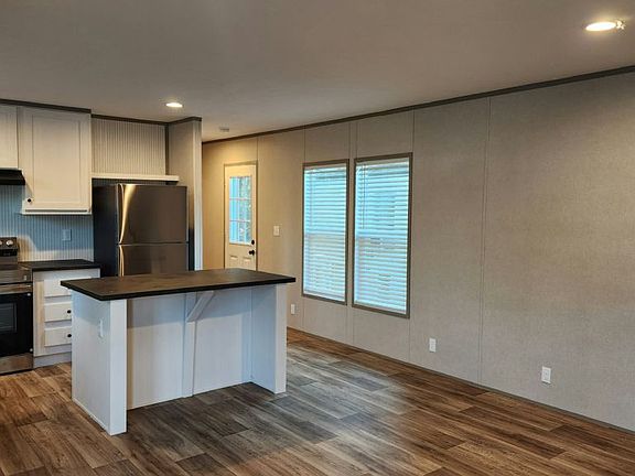 5th image of 6539 Townsend Rd #157