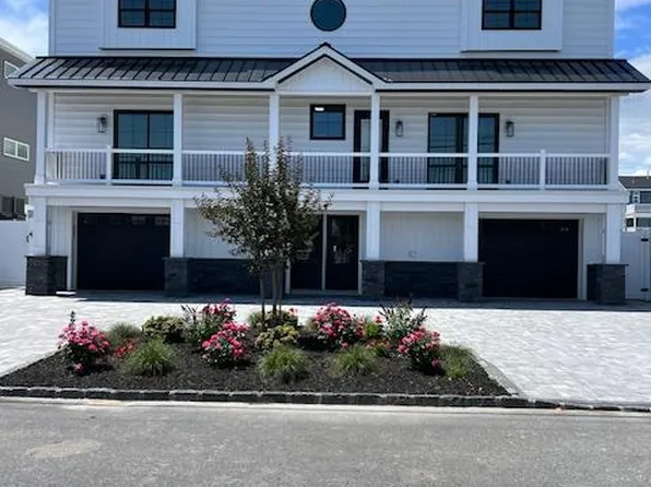 11 Selma Dr, Manahawkin, NJ 08050