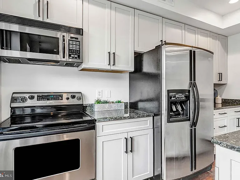 1417 Chapin St NW #307 — Photo 6
