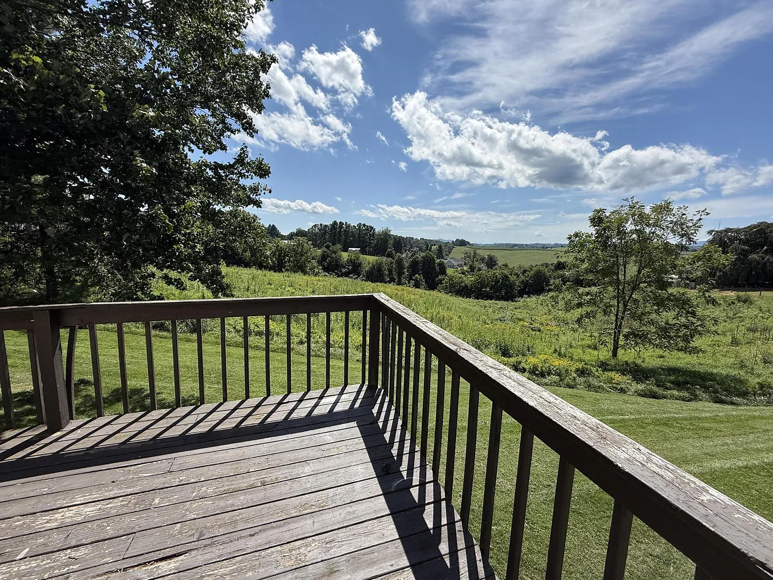 2 bed, 1.5 bath, $950 — Photo 3