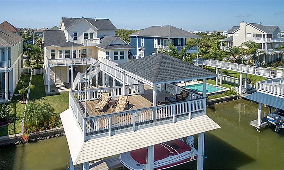 1st image of 13515 Windlass Cir