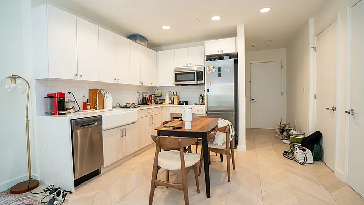 Rented by Nooklyn NYC LLC | media 8