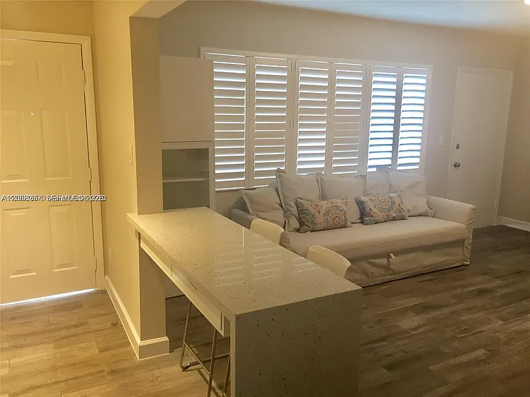 9920 Collins Ave #14 — Photo 5
