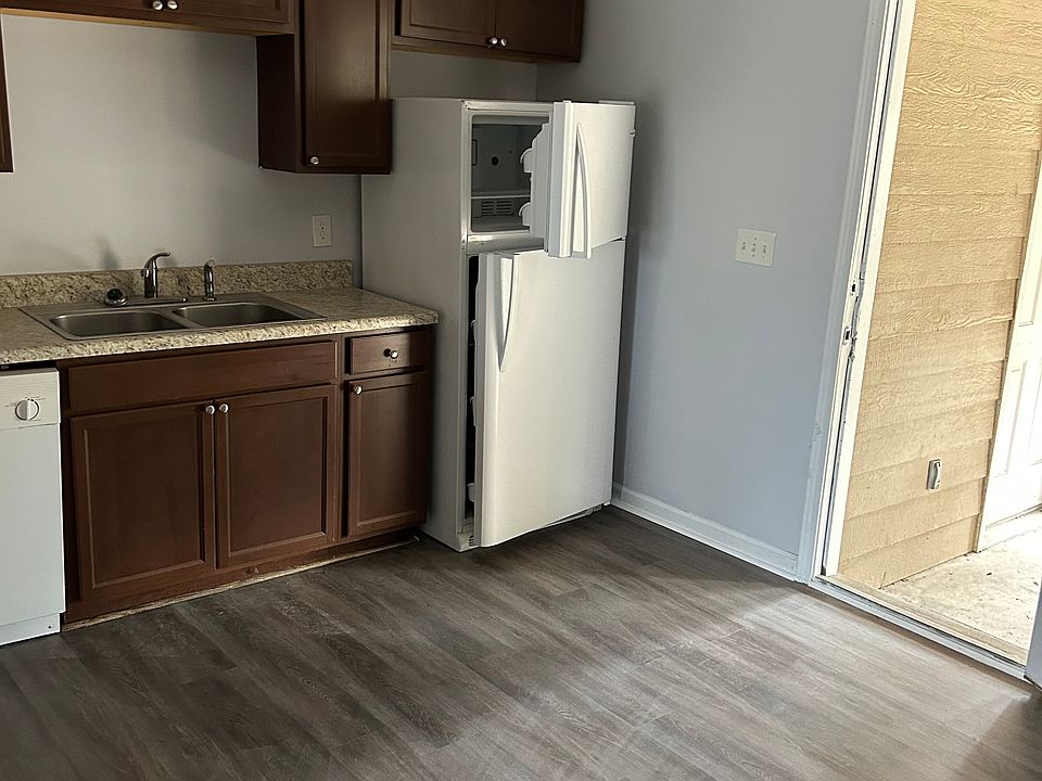1st image of 1014-1016 Todd Ct #1014