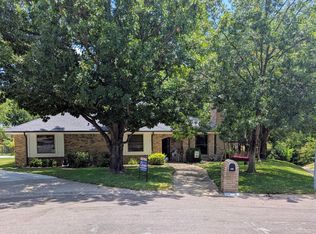 8832 Arbor Crest Ct, Fort Worth, TX 76179