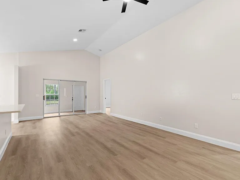 3358 Sabal Springs Blvd — Photo 9